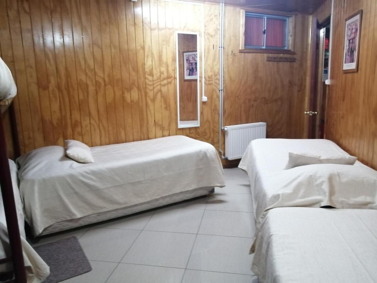 Hostal Copiapo ปวยร์โตมอนต์ ภายนอก รูปภาพ